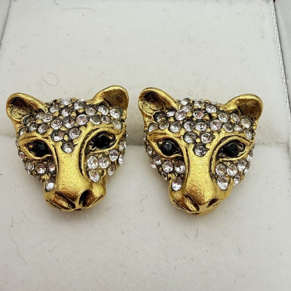 VTG Panther Head Stud Earrings Gold Tone Rhinestone Pavé Jungle Cat Pierced